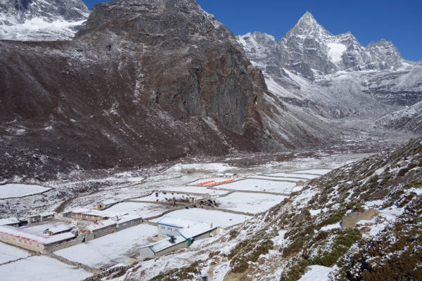 gokyo-lakes-trek-machermo